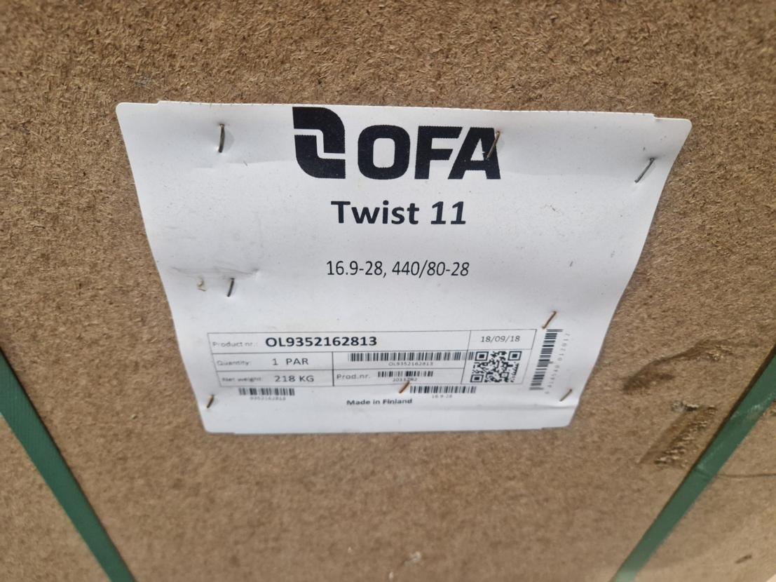 Traktorivarusteet Twist Ketjut 16,9-28uudet