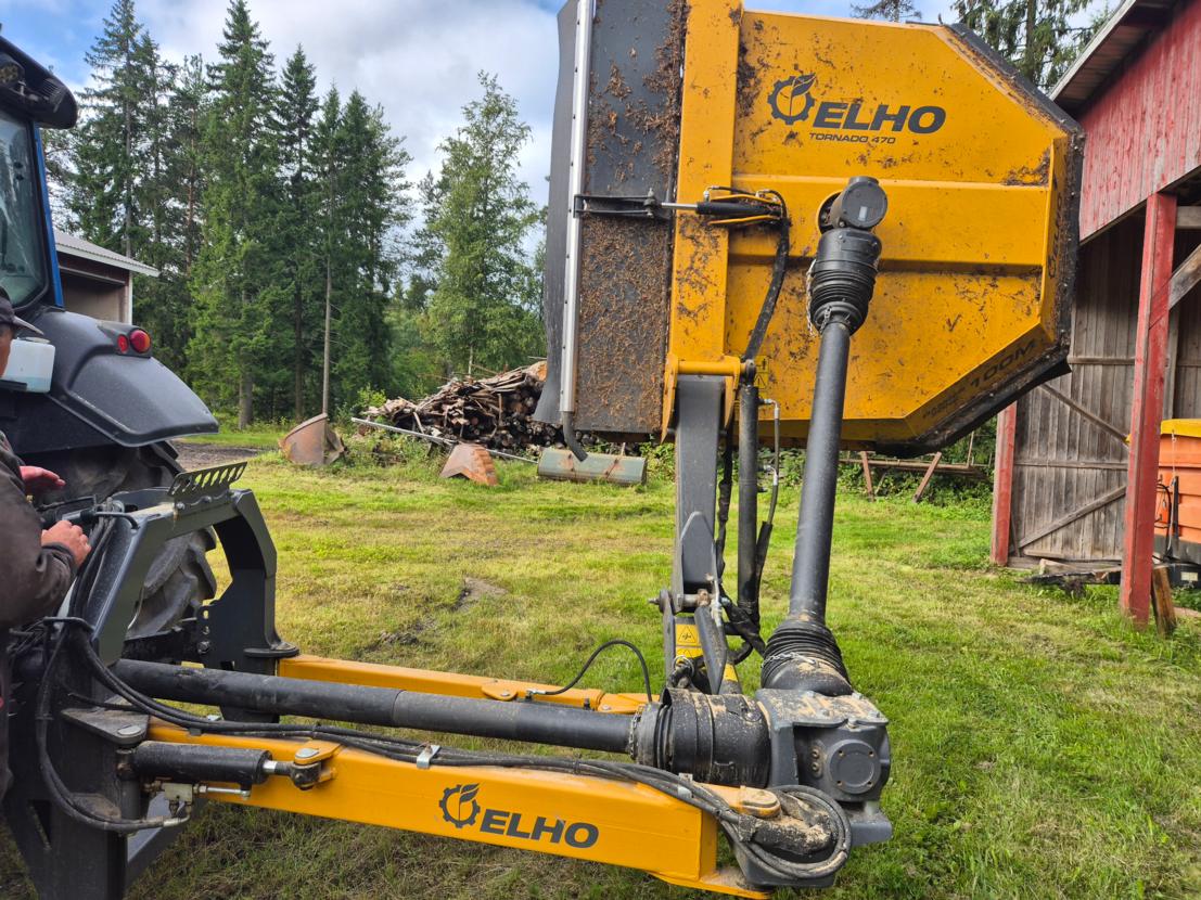 Muu Merkki Elho Tornado 470