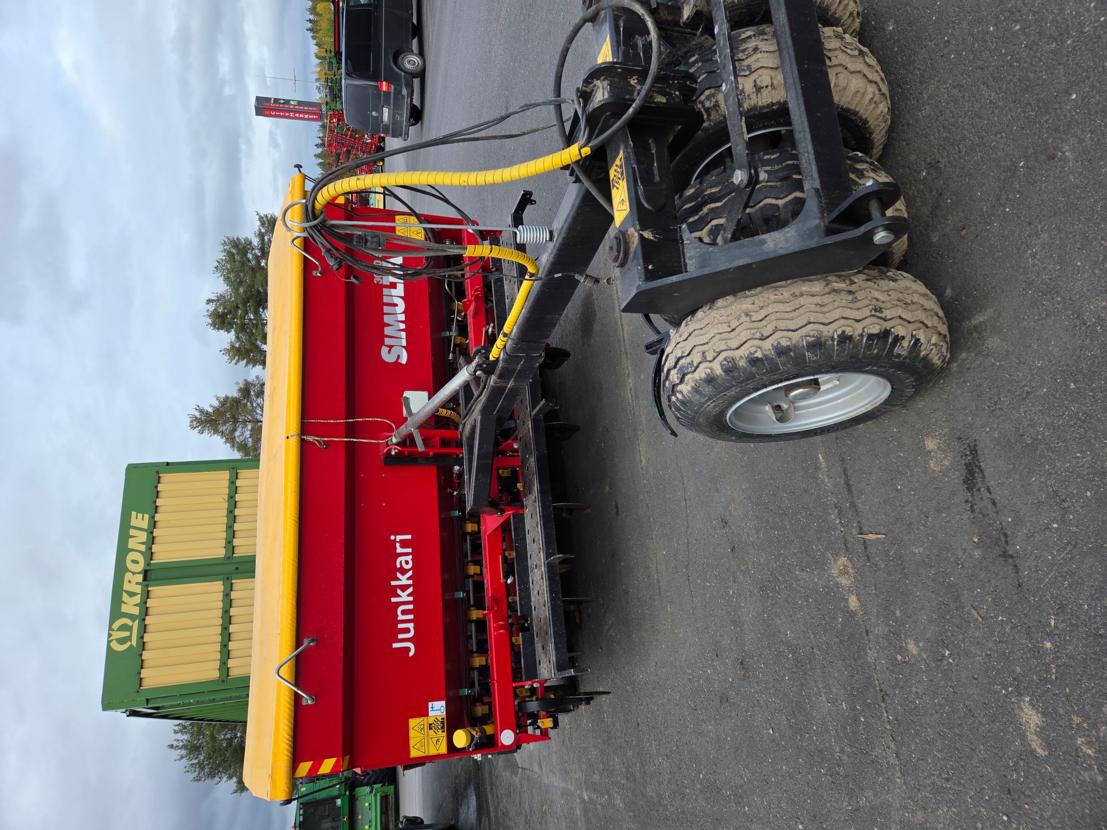 Junkkari Simulta St3000