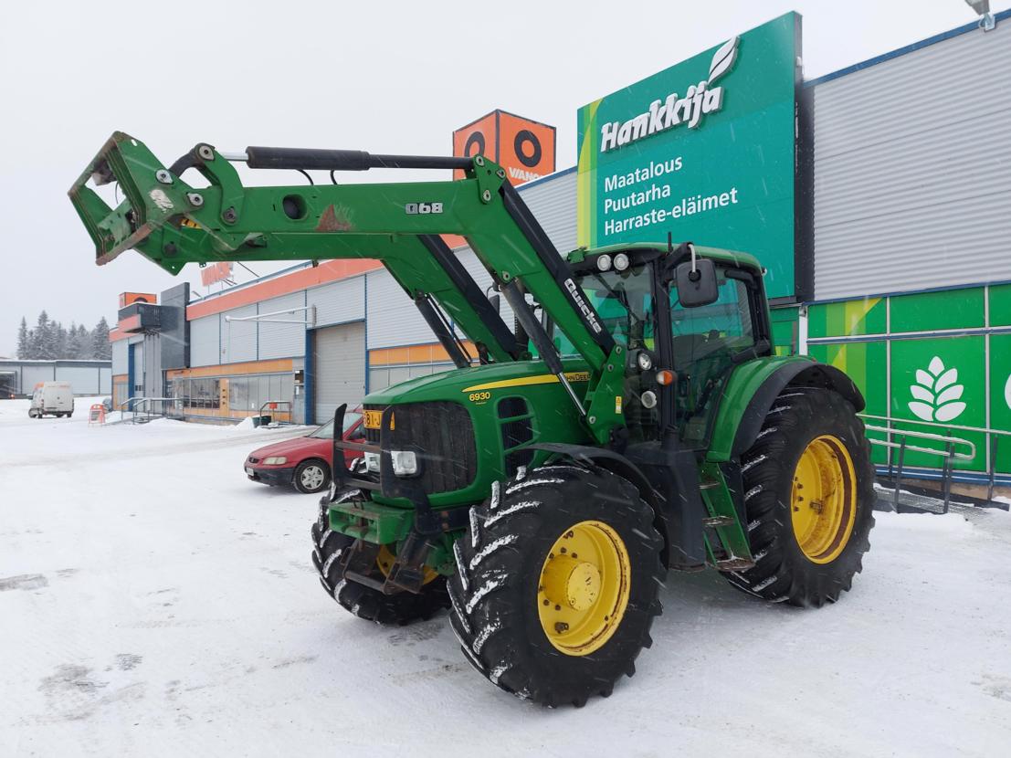 John Deere 6930