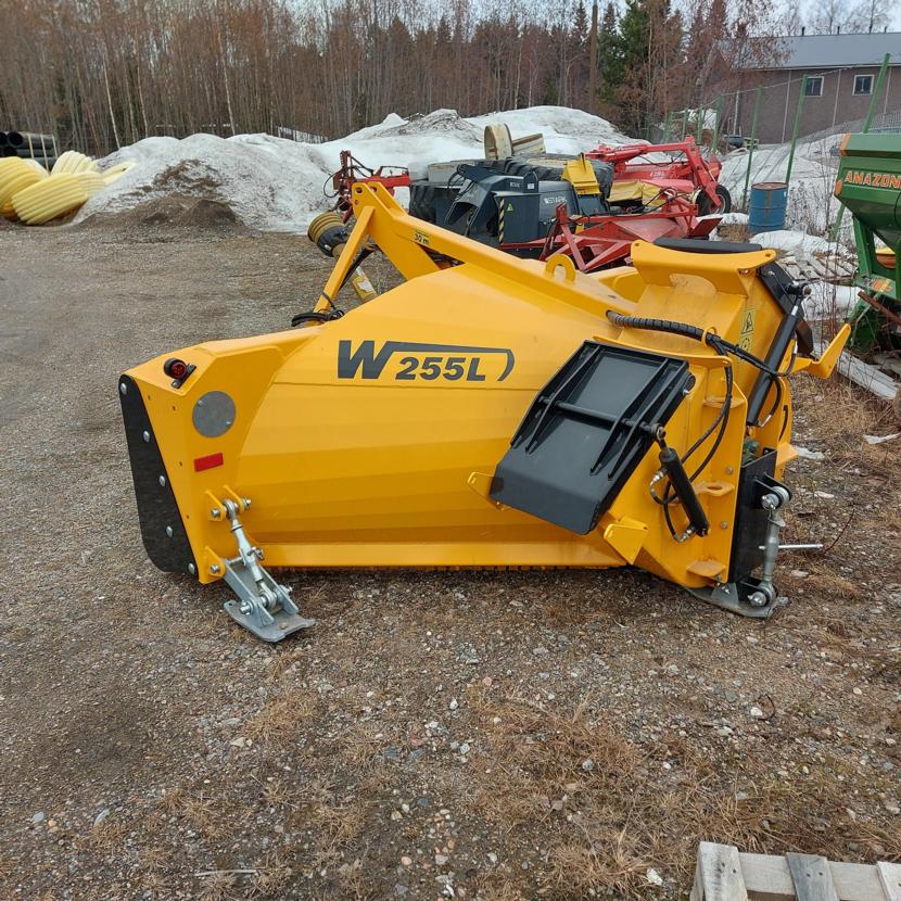 Muu Merkki Wieska 255 L