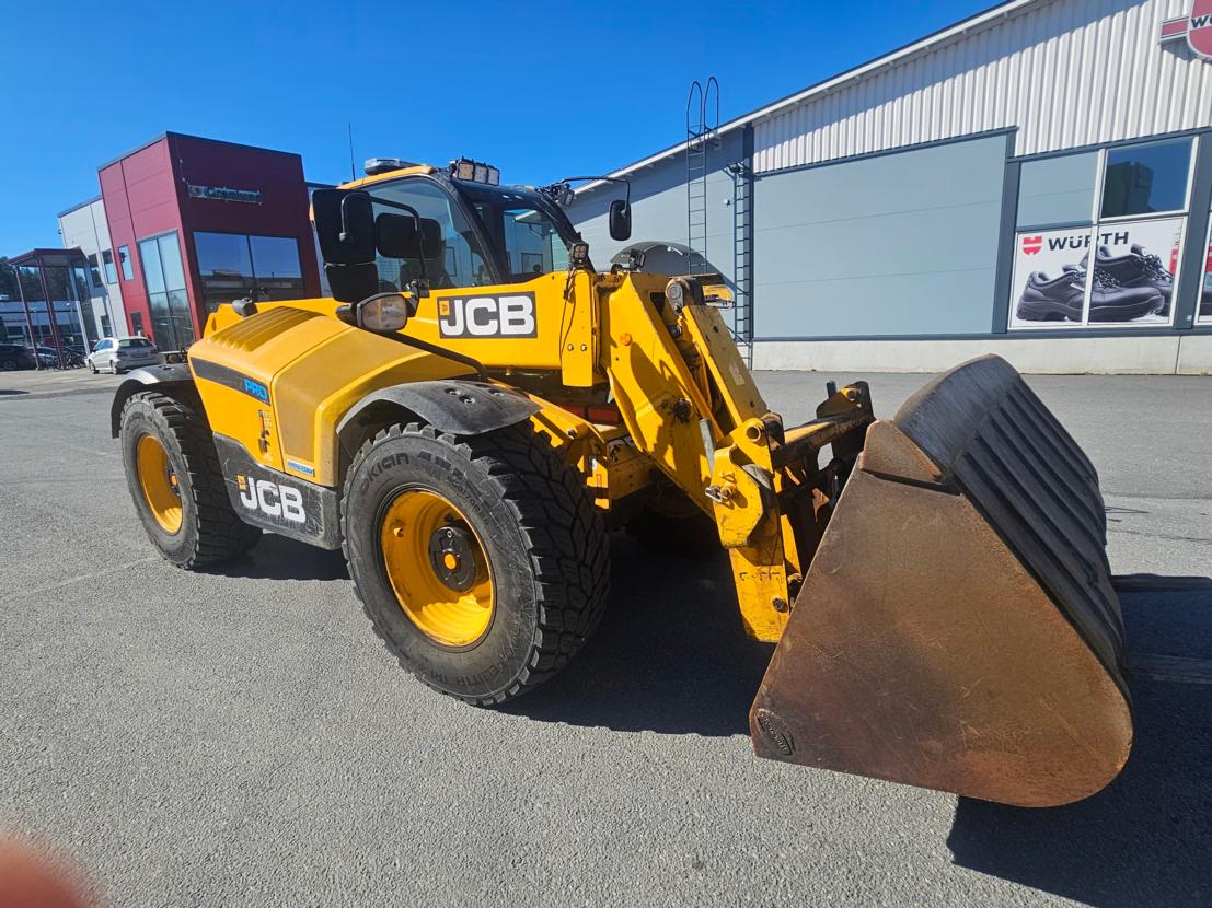 Jcb Agri Pro 542-70