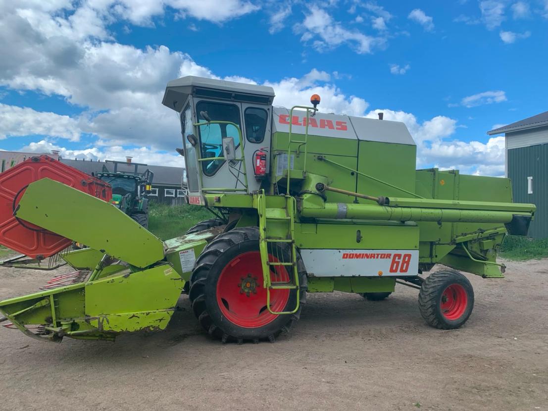 Claas Dominator 68