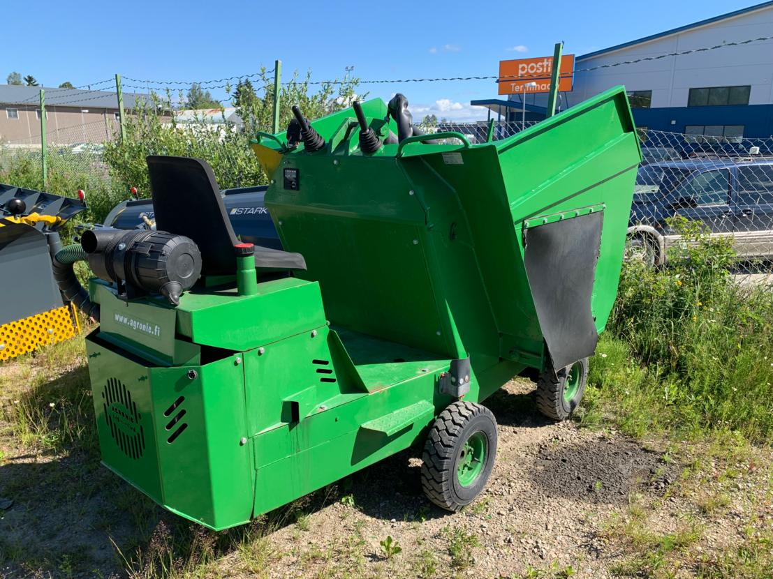 Rehunkäsittely Agronic 140 4wd