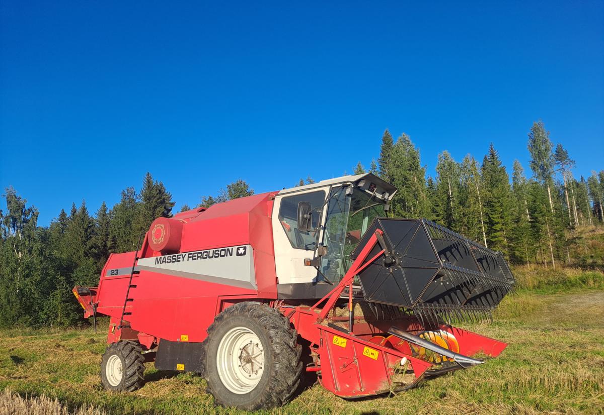 Massey-ferguson 23 Hydro 3,45m Pöytä