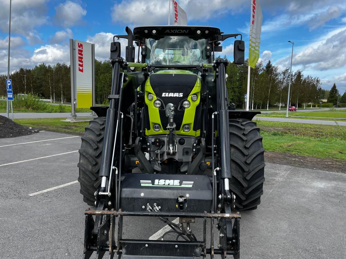 Claas Axion 810