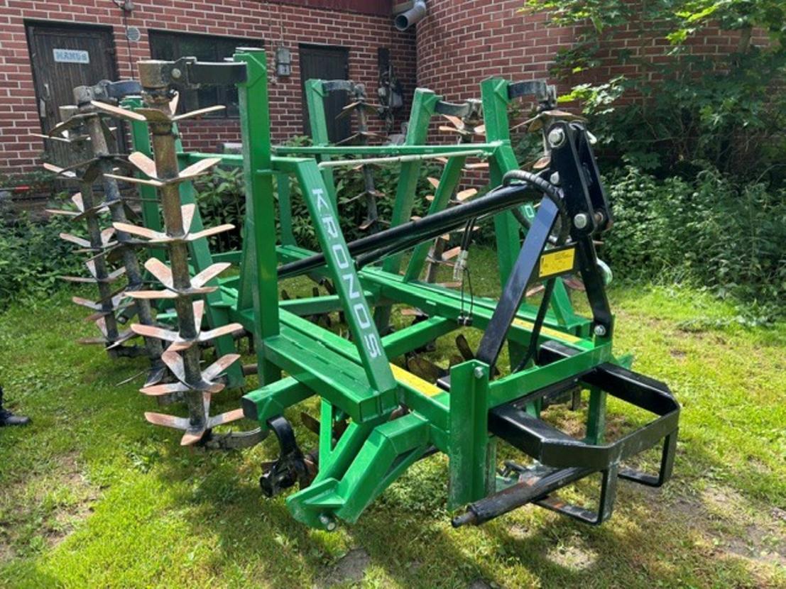 Kronos 4200 Lapiorullaäes