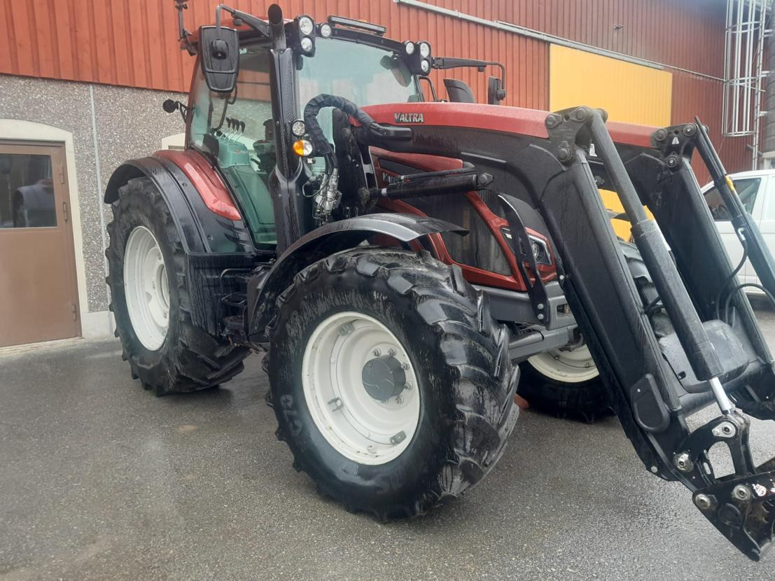 Valtra N134 Versu+valtra G5m Ek
