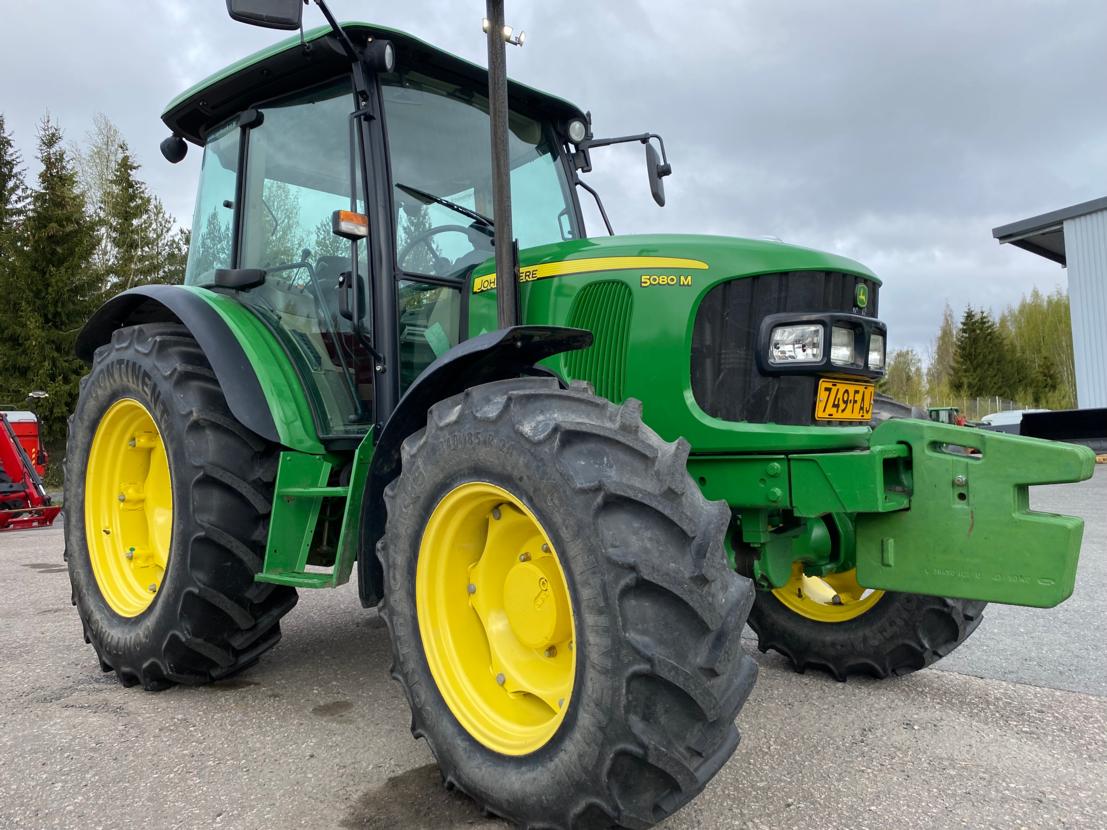 John Deere 5080m