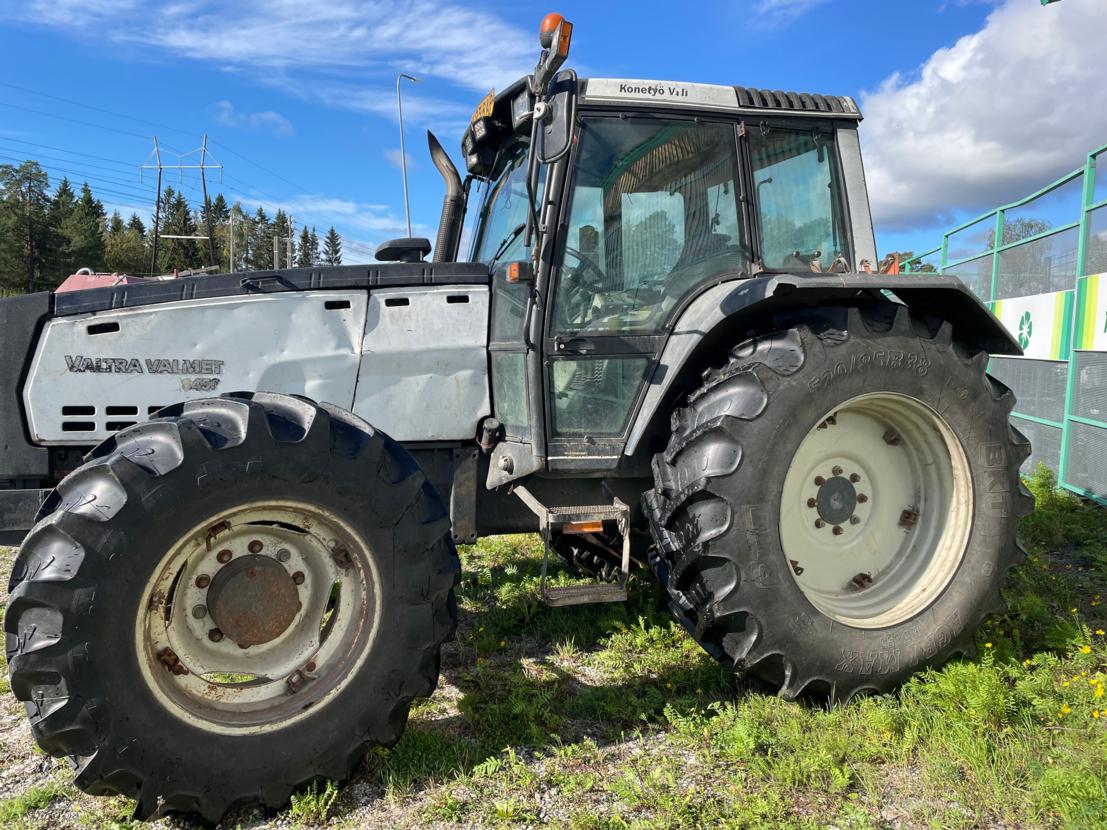 Valmet 8450 Mega Perä