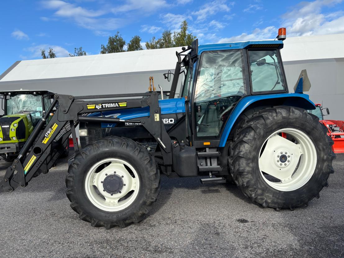 New Holland 8160