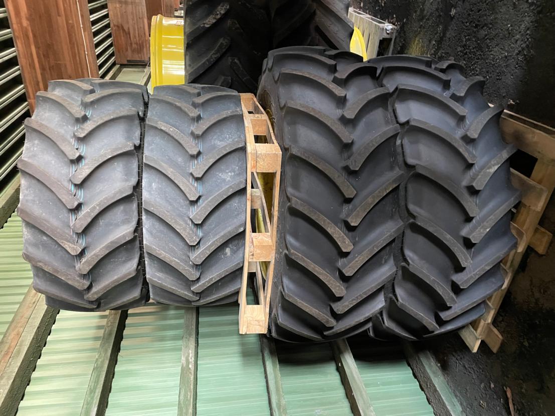 Traktorivarusteet Jd5100r Rengassarja Mitas