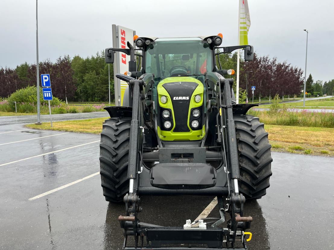 Claas Arion 460
