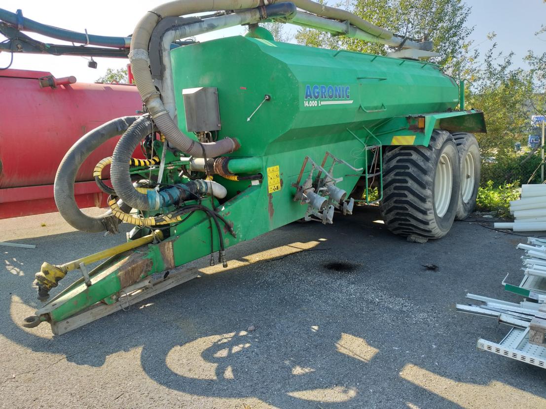 Agronic 14m3+kaksipuol Pumppu