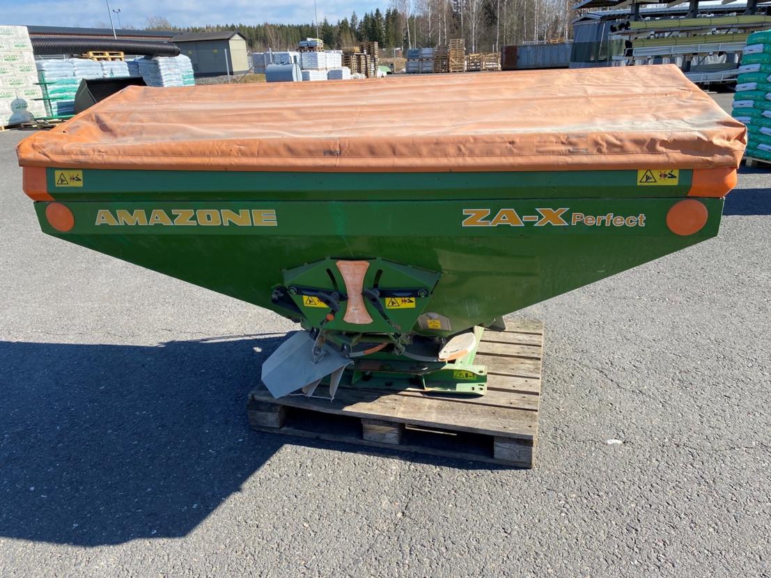 Amazone Zax 902