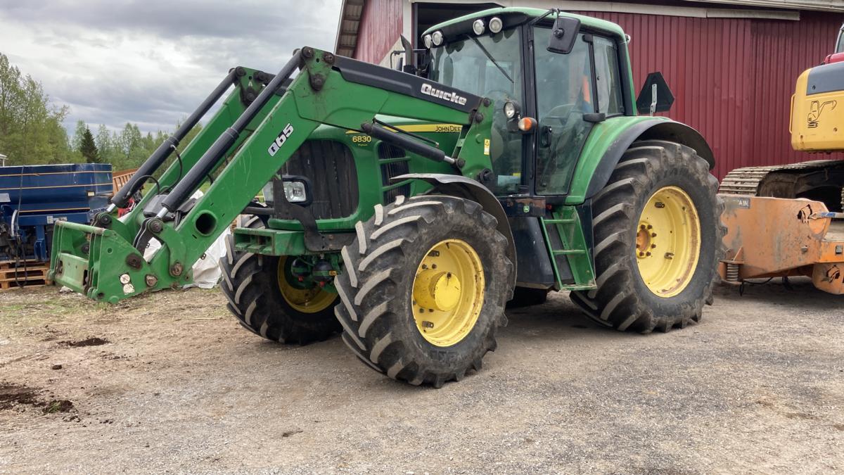 John Deere 6830premium