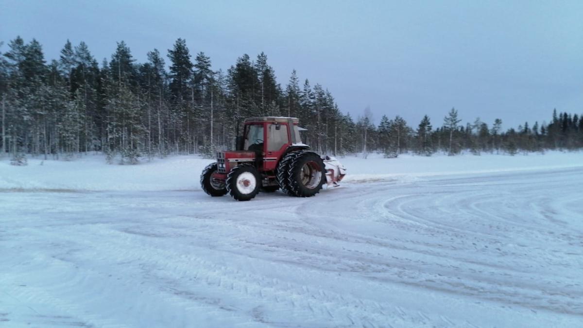 International 685 Xla