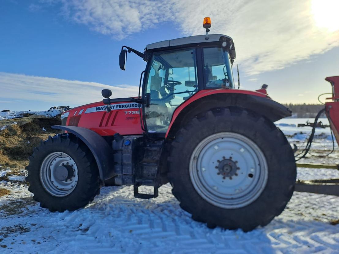 Massey-ferguson 7726 Dyna Vt