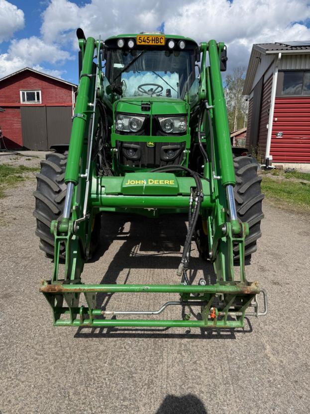 John Deere Jd6120m Traktori