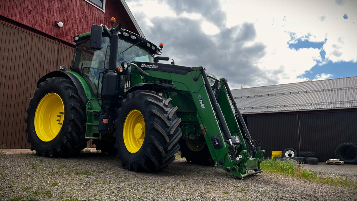 John Deere 6155r Traktori