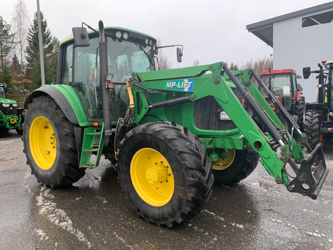 John Deere 6620