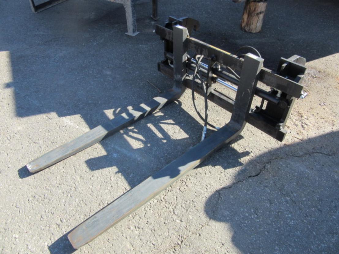Pienkuormaajavarusteet Trukkipiikit Hydrauliset