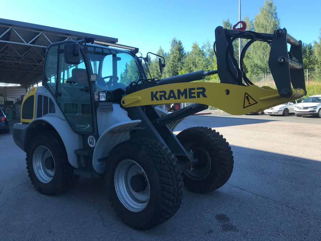 Kuormaus Ja Kaivuulaitt. Kramer 8115