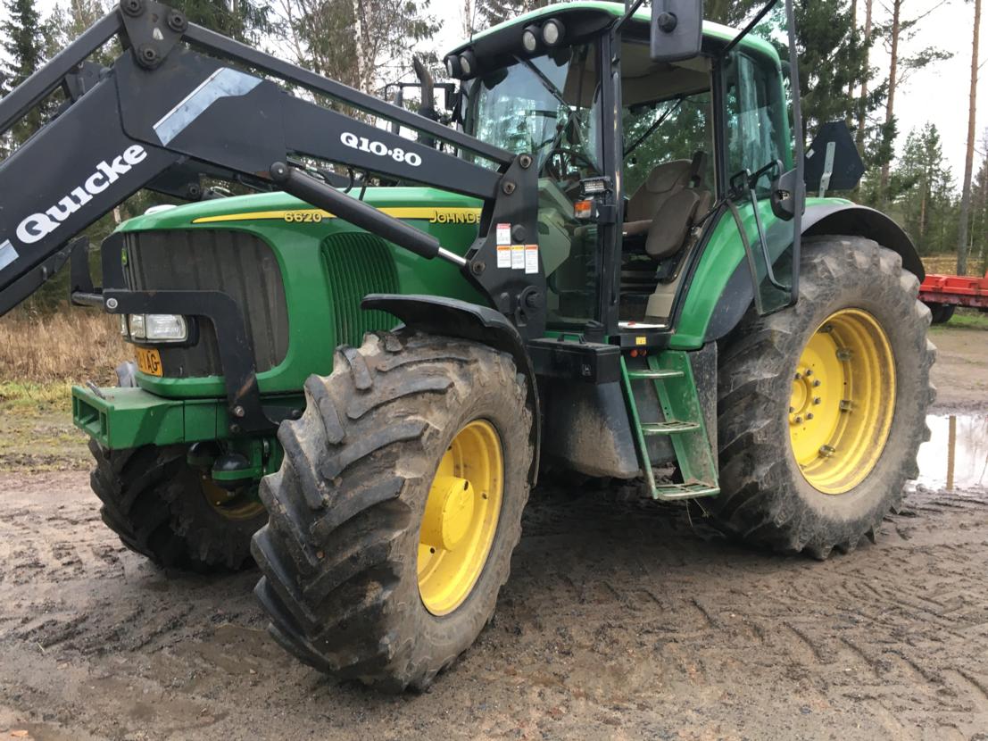John Deere 6620