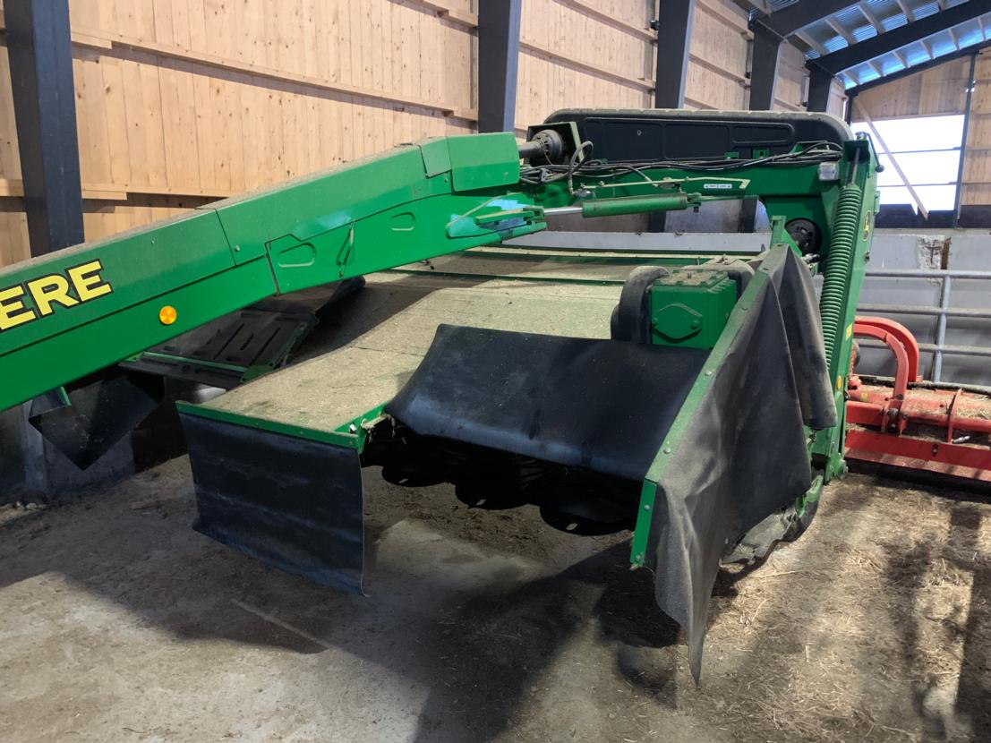 John Deere 6175r Traktori