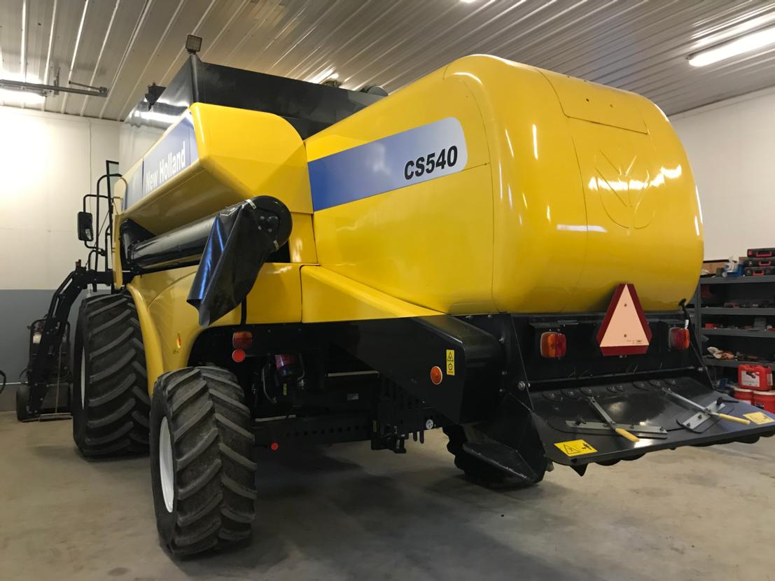 New Holland Cs540