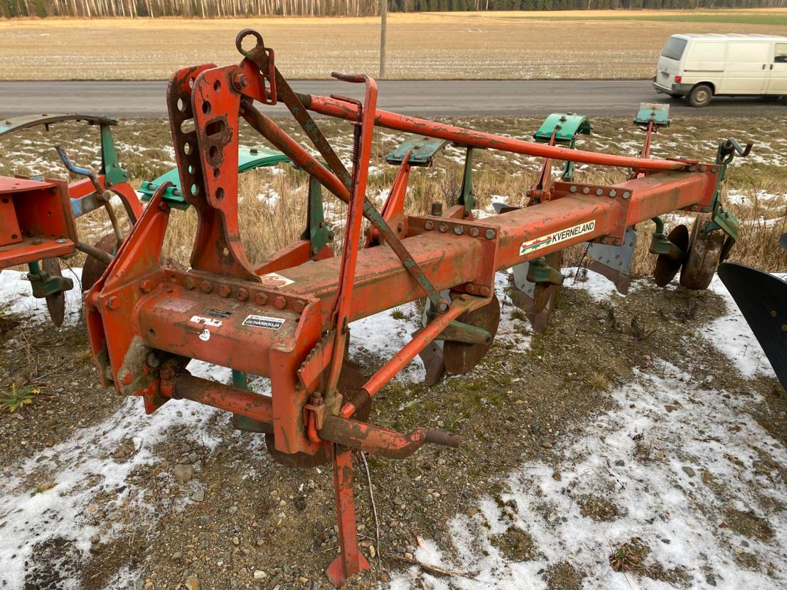 Kverneland Ab-4