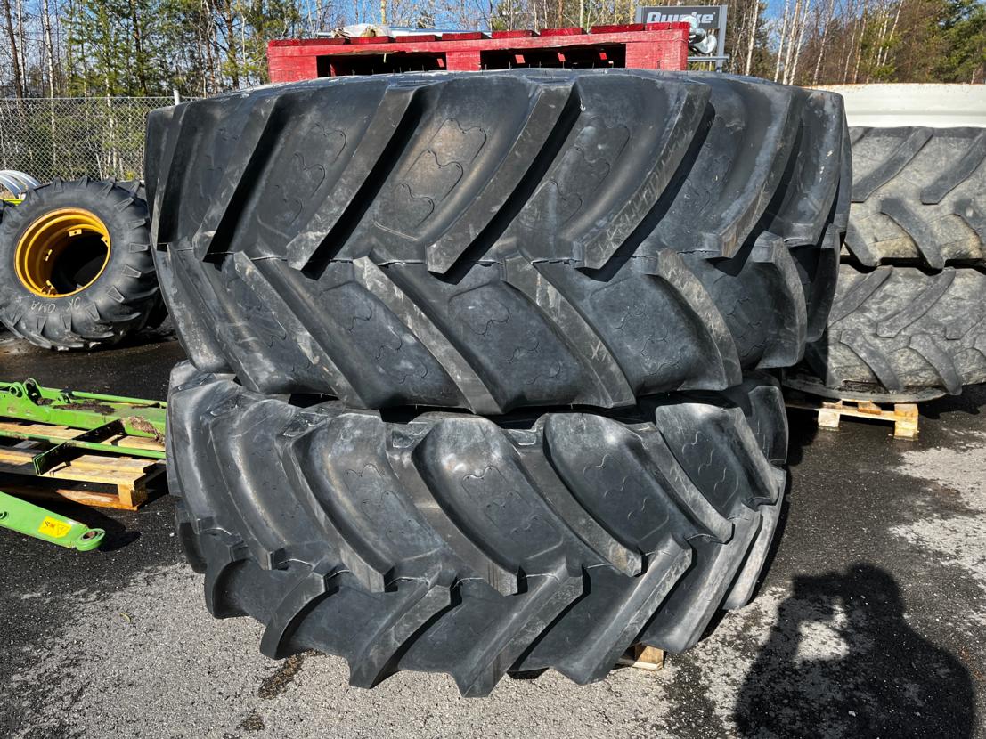 Levikepyörät 710/70r42 Bkt/raju