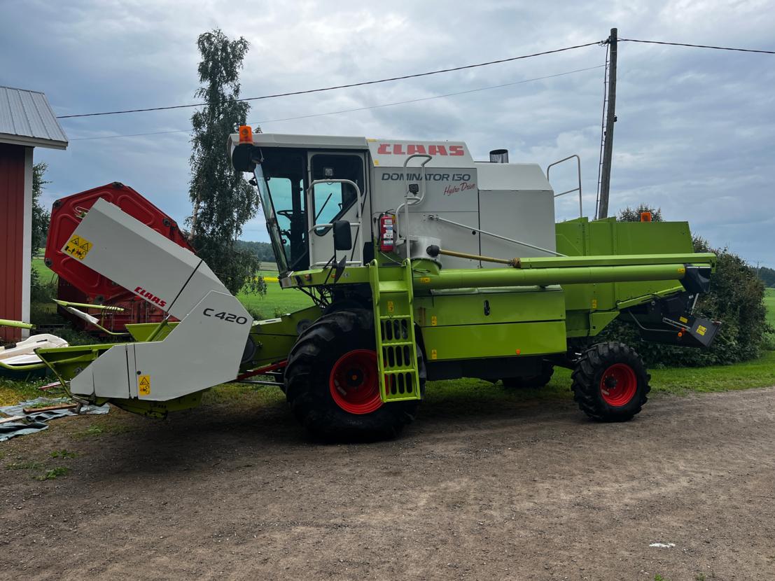 Claas Dominator 150 Hydro