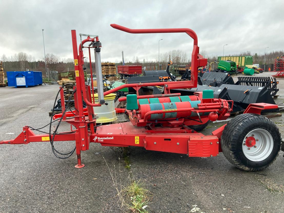 Kverneland 7740 J