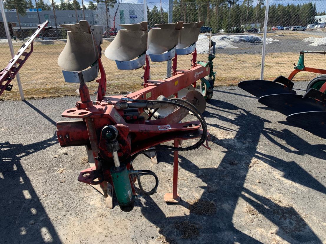 Kverneland Ld 4-siipinen Kääntöaura
