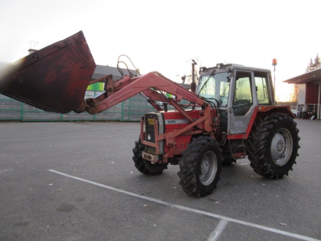 Massey-ferguson 690 4wd+james Ek +kauha