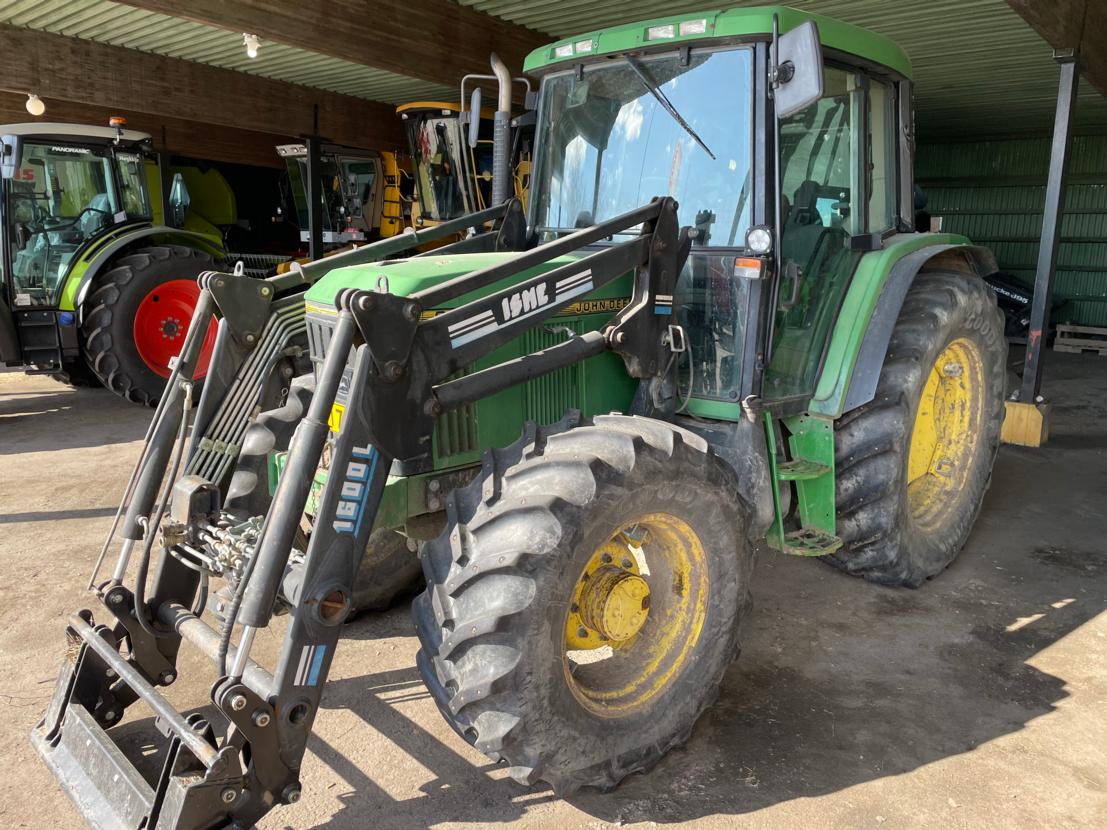 John Deere 6400