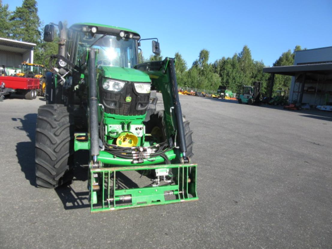 John Deere 6125m 4wd