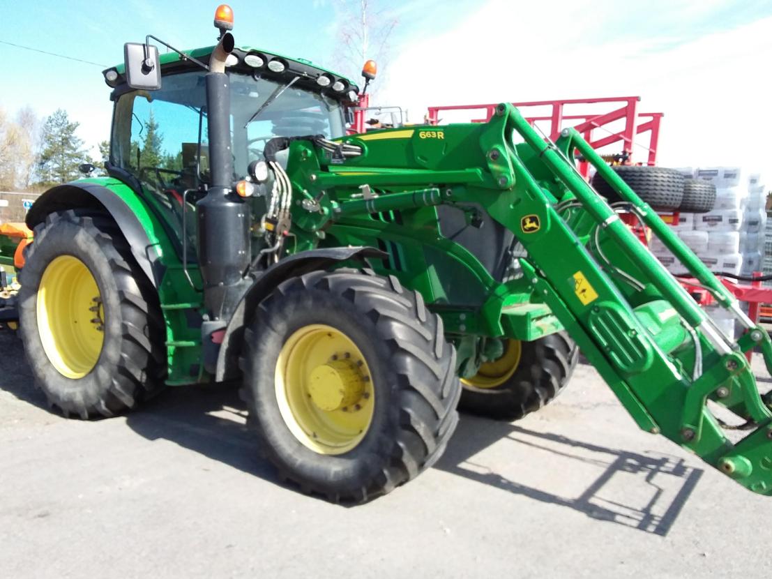 John Deere 6155r Traktori