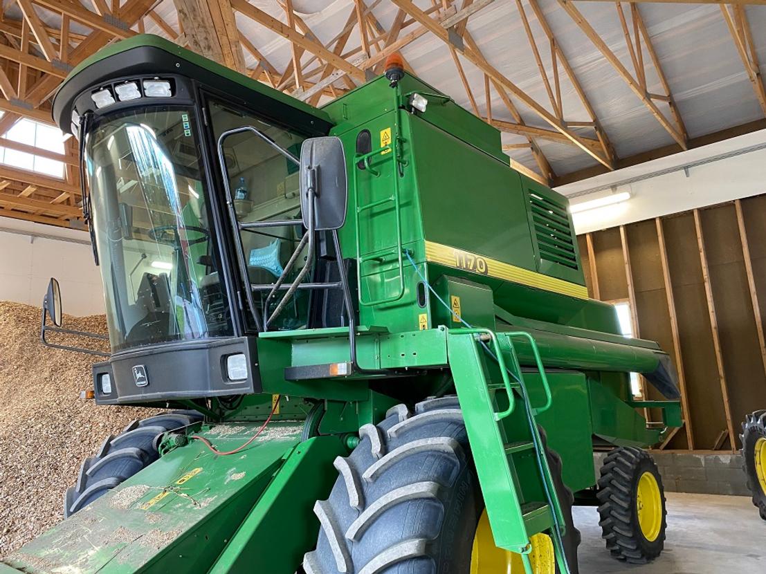 John Deere 1170