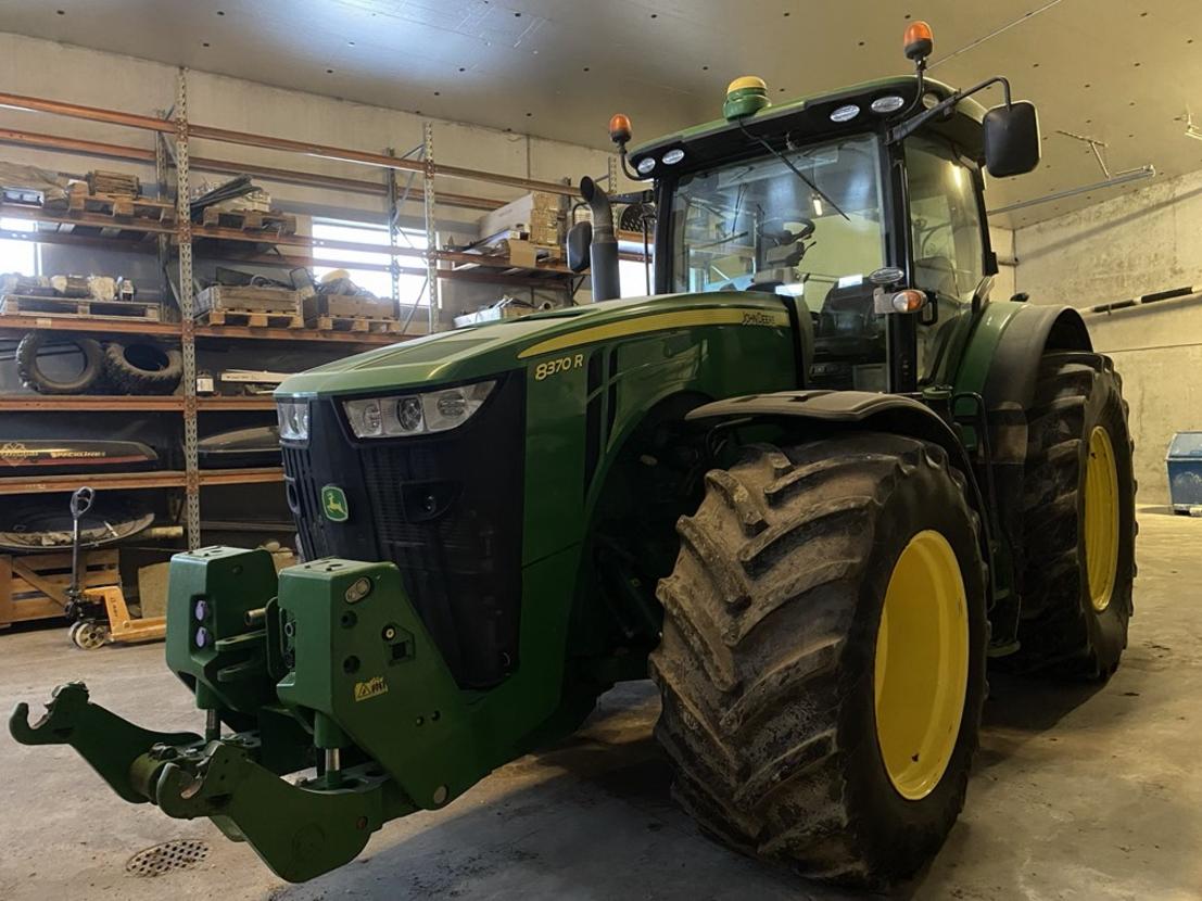 John Deere 8370r