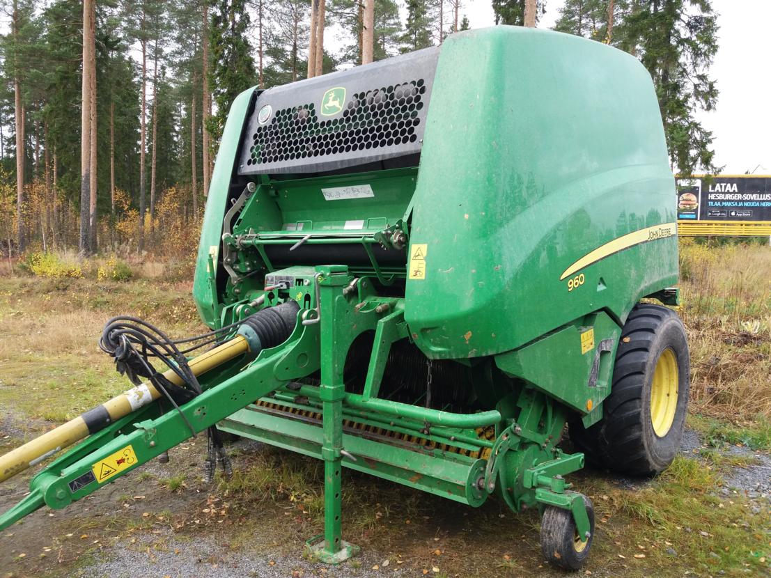 John Deere 960