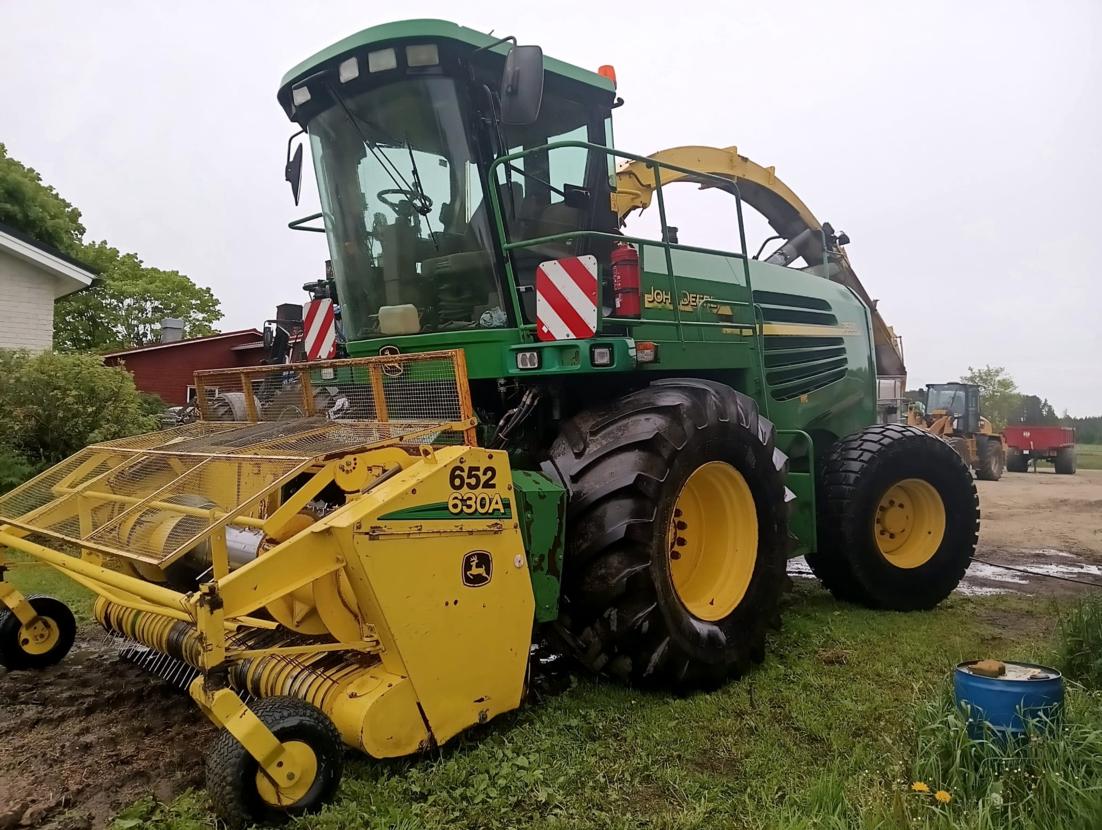 John Deere 7500 4-veto