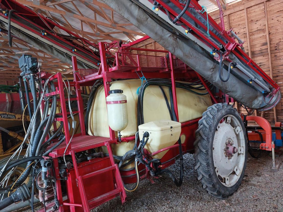 Hardi Twin 2400