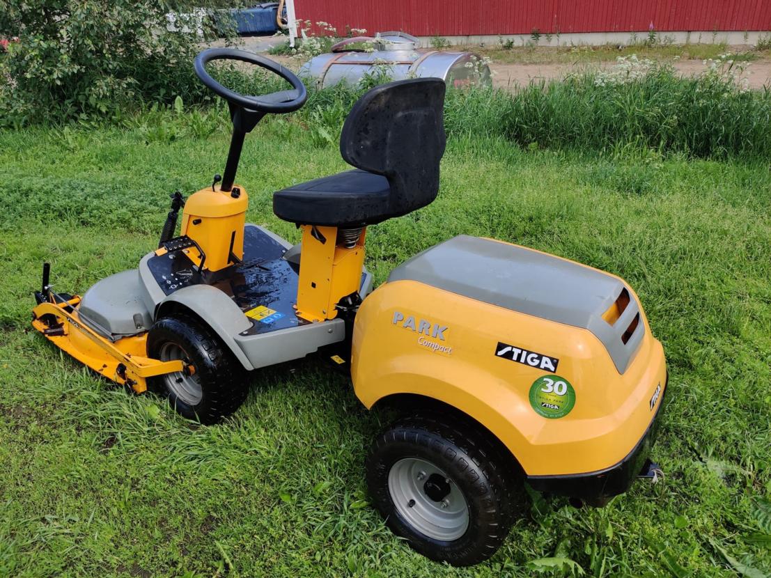 Muu Merkki Stiga Park P901