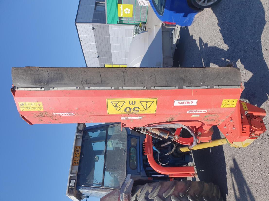 Piennarmurskaimet Maschio Giraffa 210