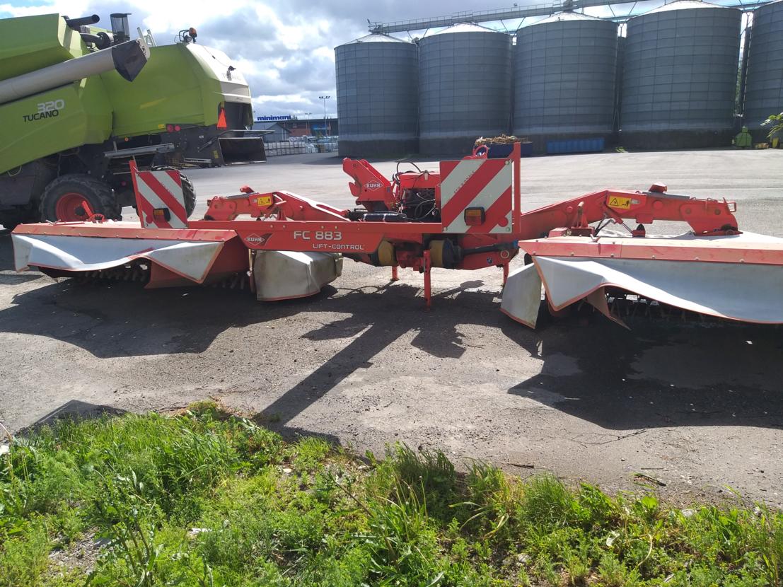 Kuhn Fc 883 Perhonen