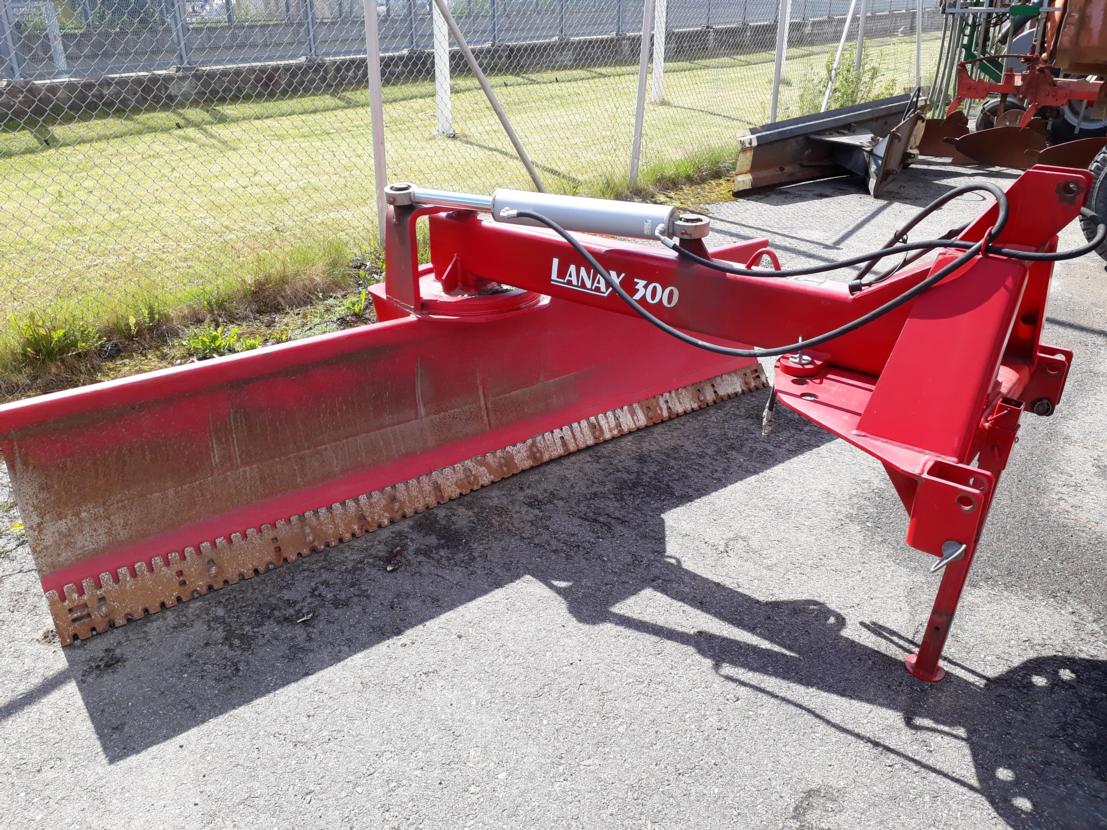 Muu Merkki Lanax 300