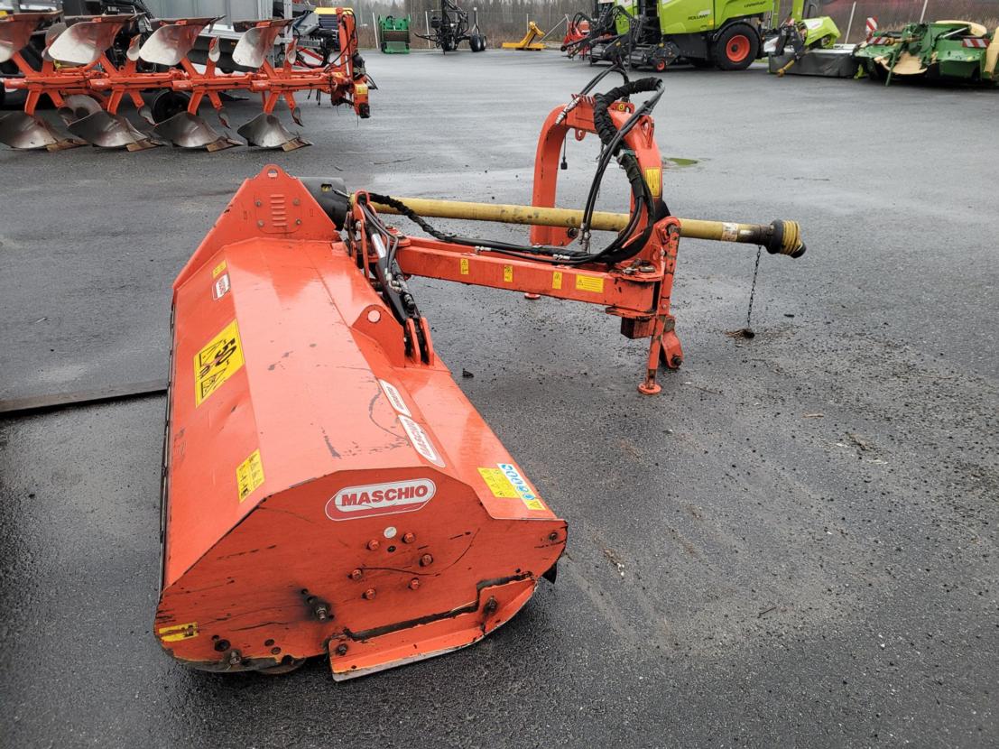 Piennarmurskaimet Maschio Giraffa 210
