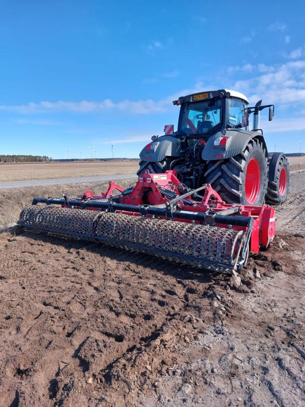 Muu Merkki Massano Titan 460